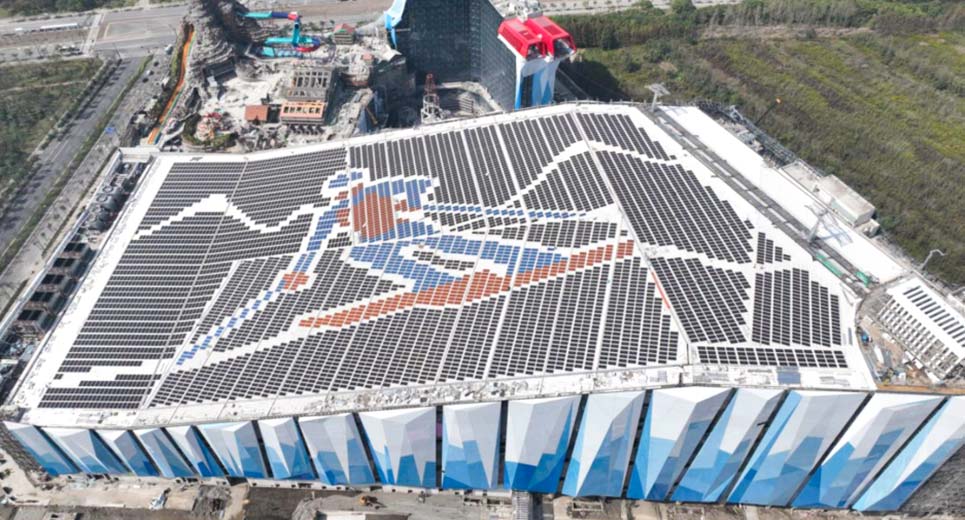 Conclusão do projeto fotovoltaico no telhado em Yaoxue e Ice World