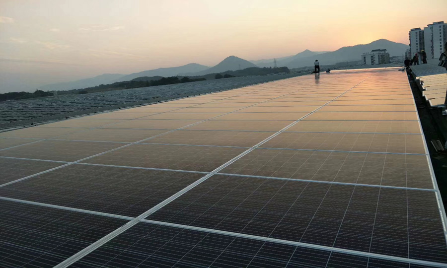 sistema de montagem solar de telhado plano na china